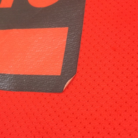 Nike The Human Race FitDry Breathable Red T-Shirt size Medium - Picture 14 of 15